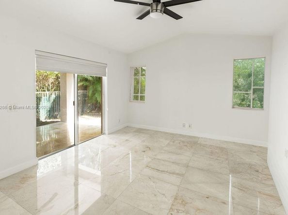 1558 Sunset Way, Weston FL 33327