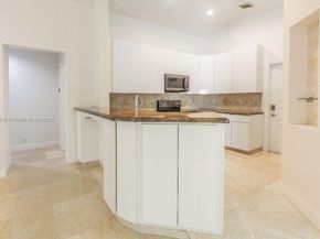 1558 Sunset Way, Weston FL 33327