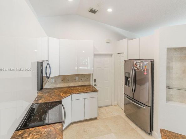 1558 Sunset Way, Weston FL 33327