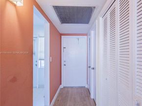2300 Park Ln 203, Hollywood FL 33021