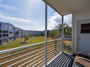 2300 Park Ln 203, Hollywood FL 33021