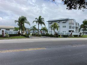 2300 Park Ln 203, Hollywood FL 33021