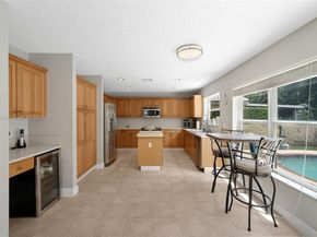2093 NW 208th Ter, Pembroke Pines FL 33029