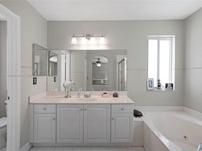 2093 NW 208th Ter, Pembroke Pines FL 33029