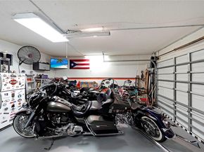 2093 NW 208th Ter, Pembroke Pines FL 33029
