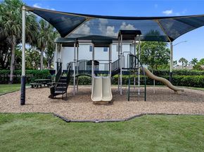 2093 NW 208th Ter, Pembroke Pines FL 33029