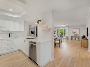 7588 SW 102nd St 203, Pinecrest FL 33156