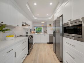 7588 SW 102nd St 203, Pinecrest FL 33156