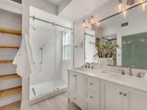 7588 SW 102nd St 203, Pinecrest FL 33156