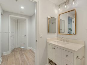 7588 SW 102nd St 203, Pinecrest FL 33156