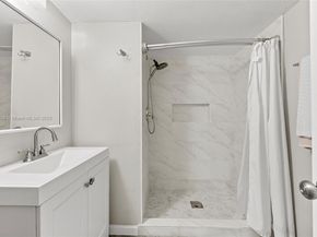 606 SW Natura Blvd 103, Deerfield Beach FL 33441