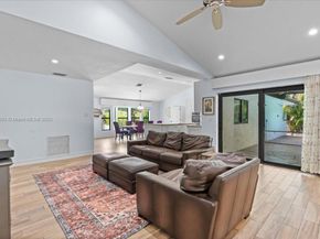 21784 Little Bear Ln, Boca Raton FL 33428