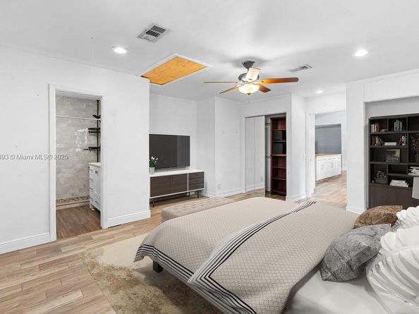 21784 Little Bear Ln, Boca Raton FL 33428
