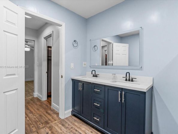 21784 Little Bear Ln, Boca Raton FL 33428