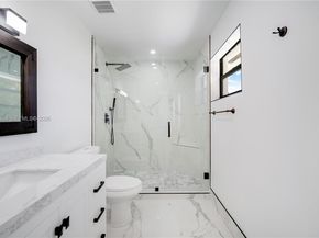 1406 SW 104th Ct, Miami FL 33174