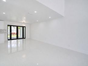 1406 SW 104th Ct, Miami FL 33174