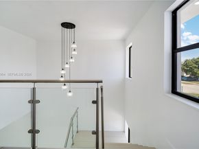 1406 SW 104th Ct, Miami FL 33174