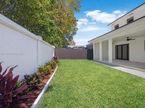 1406 SW 104th Ct, Miami FL 33174