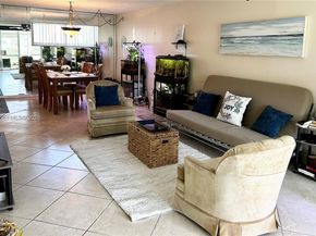 411 S Hollybrook Dr 105, Pembroke Pines FL 33025