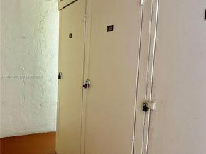 411 S Hollybrook Dr 105, Pembroke Pines FL 33025