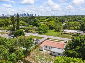 1631 NW 12th Ct, Fort Lauderdale FL 33311