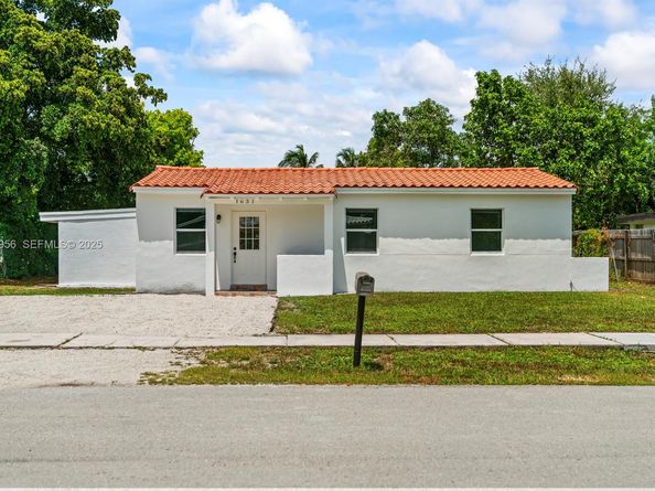 1631 NW 12th Ct, Fort Lauderdale FL 33311