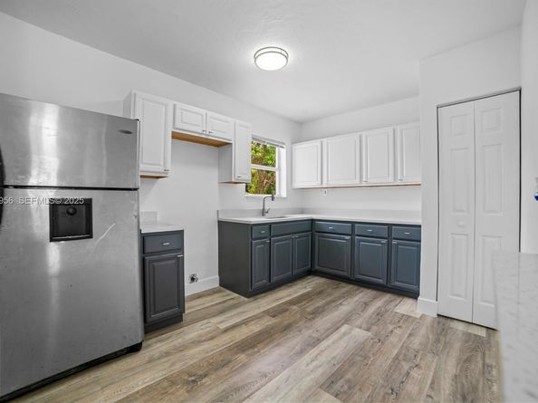 1631 NW 12th Ct, Fort Lauderdale FL 33311