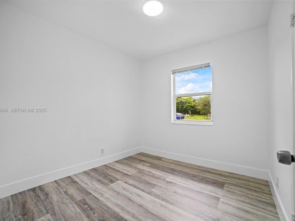 1631 NW 12th Ct, Fort Lauderdale FL 33311