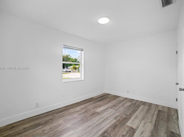 1631 NW 12th Ct, Fort Lauderdale FL 33311