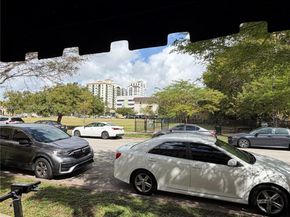 124 Mendoza Ave 2A, Coral Gables FL 33134
