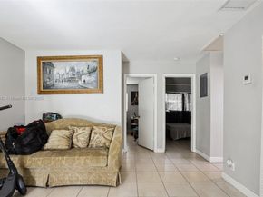 231 SW 8th Ct, Pompano Beach FL 33060