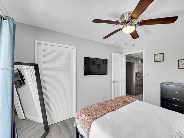 1950 NE 55th Ct, Fort Lauderdale FL 33308