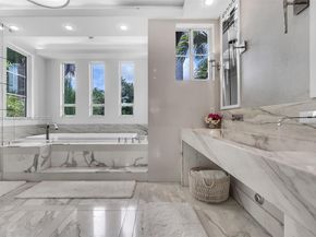 7320 SW 79th Ct, Miami FL 33143