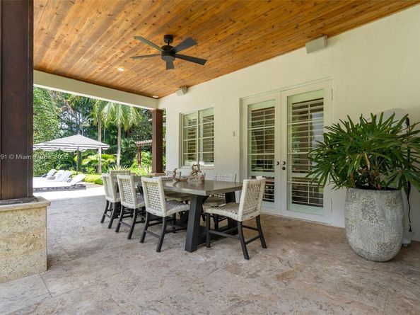 7320 SW 79th Ct, Miami FL 33143