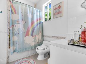 7320 SW 79th Ct, Miami FL 33143