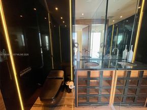 92 SW 3rd St PH5213, Miami FL 33130