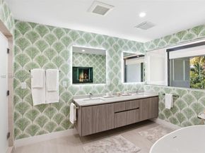 4354 Alton Rd, Miami Beach FL 33140