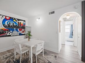 835 Twin Lakes Dr 30C, Coral Springs FL 33071