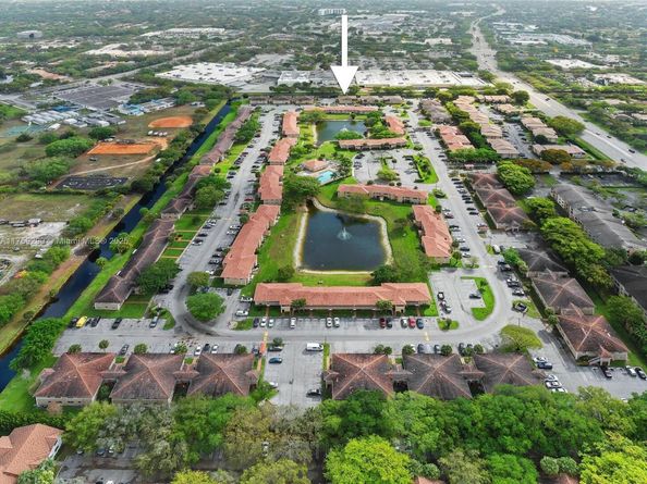 835 Twin Lakes Dr 30C, Coral Springs FL 33071