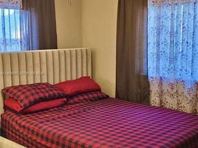 1481 SW 7th Ter, Deerfield Beach FL 33441