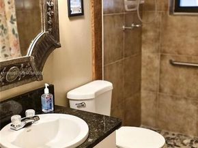 1481 SW 7th Ter, Deerfield Beach FL 33441