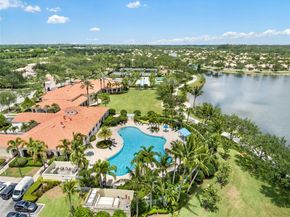 8199 Saint Johns Ct, Wellington FL 33414