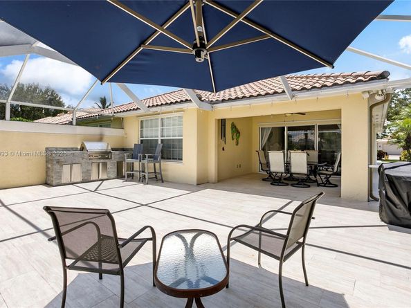 8199 Saint Johns Ct, Wellington FL 33414
