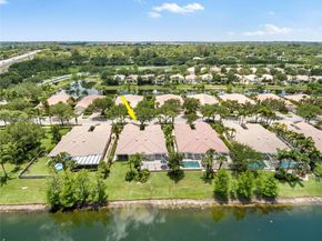 8199 Saint Johns Ct, Wellington FL 33414