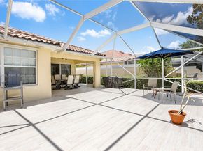 8199 Saint Johns Ct, Wellington FL 33414