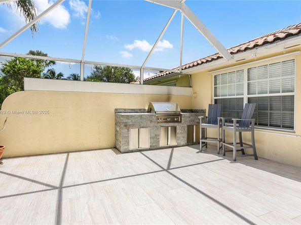 8199 Saint Johns Ct, Wellington FL 33414