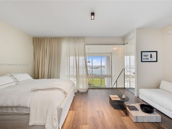 1040 Biscayne Blvd 1602, Miami FL 33132