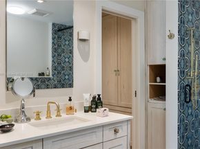 1040 Biscayne Blvd 1602, Miami FL 33132