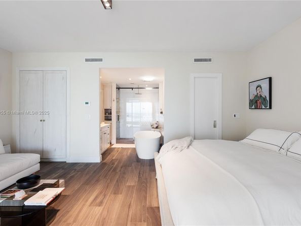 1040 Biscayne Blvd 1602, Miami FL 33132