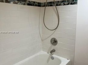 14020 SW 90th Ter 14020, Miami FL 33186